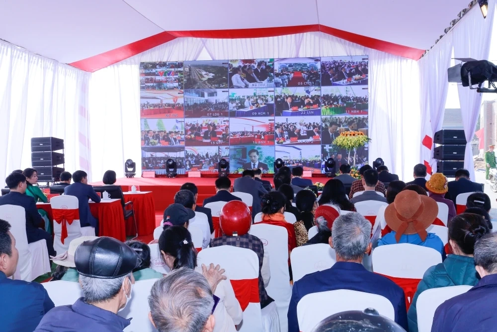 Thông xe kỹ thuật Dự án đầu tư xây dựng cầu Cẩm Vân