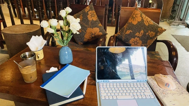 Nép mình vào an yên...