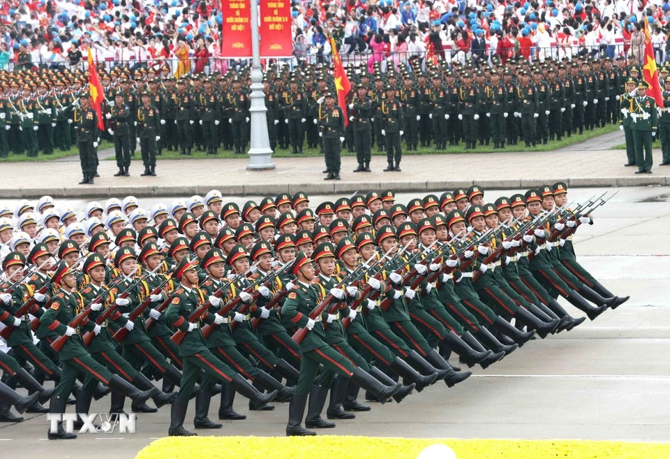 Quân đội Nhân dân vững bước dưới cờ Đảng quang vinh