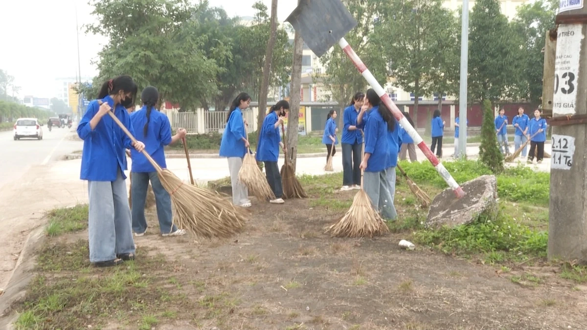 Từ 21/12, xã Triệu Sơn ra quân giải tỏa vi phạm hành lang an toàn giao thông