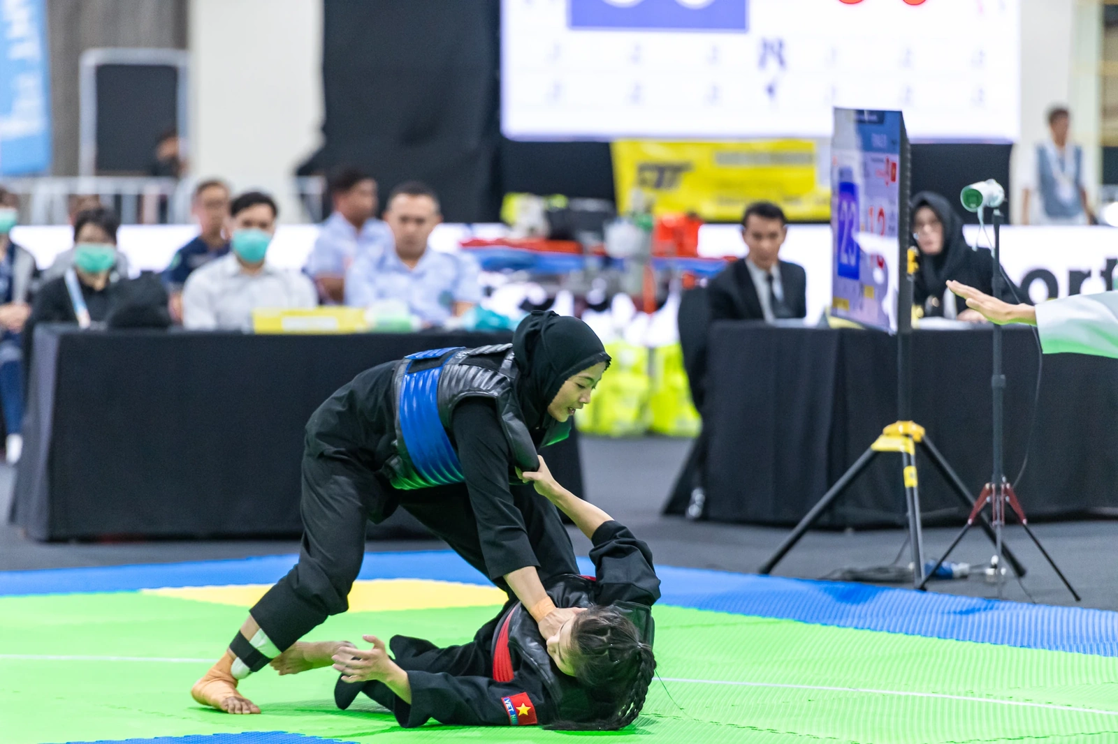 Nén đau thi đấu, VĐV 18 tuổi xứ Thanh giành HCB Pencak Silat tại SEA Games đầu tiên trong sự nghiệp