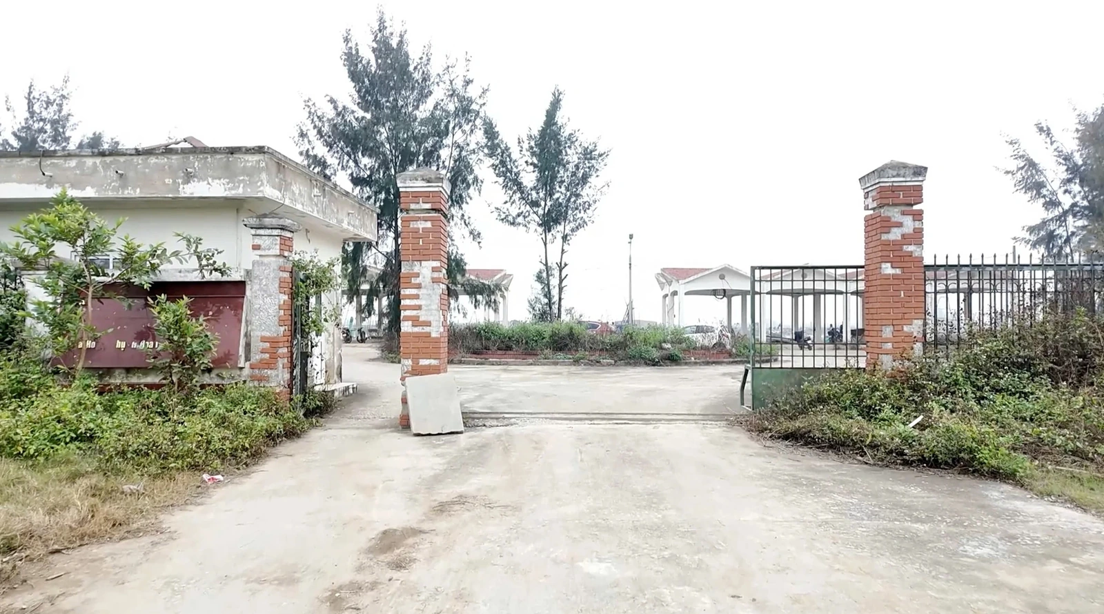 Cảng cá đầu tư tiền tỷ, tàu thuyền vẫn mắc cạn