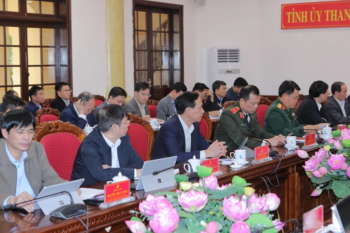 Ban Thường vụ Tỉnh ủy thảo luận các nội dung liên quan trực tiếp đến việc thực hiện nhiệm vụ năm 2026