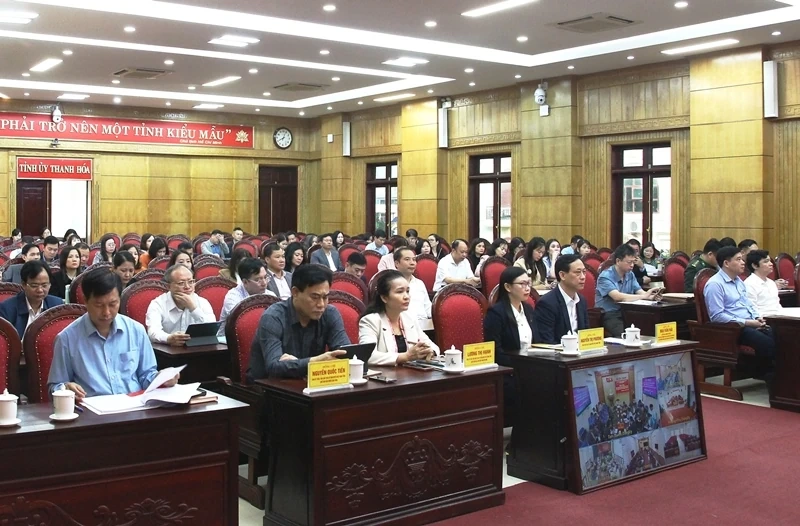 Hướng dẫn các cơ quan, tổ chức, đơn vị giới thiệu người ứng cử ĐBQH và HĐND các cấp