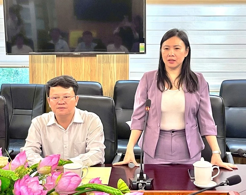 Ủy ban MTTQ tỉnh tiếp nhận ủng hộ đồng bào miền Trung, Tây Nguyên khắc phục hậu quả mưa lũ