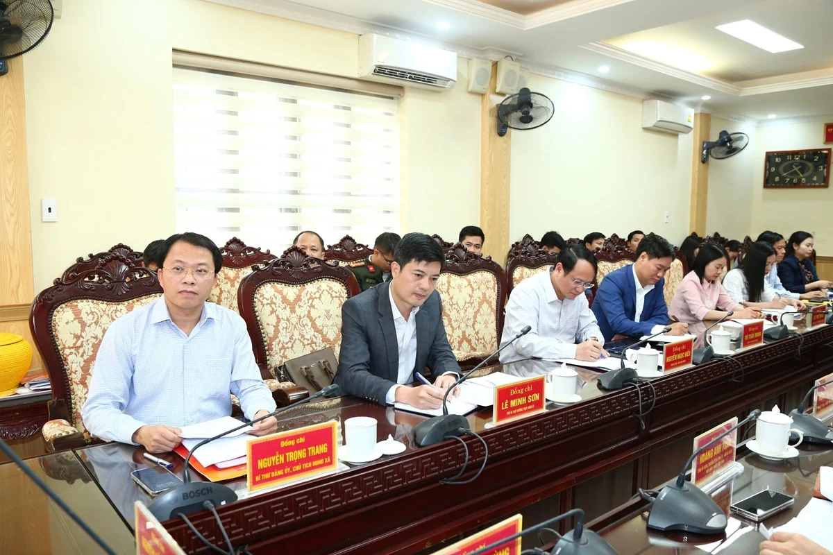 Phó Bí thư Thường trực Tỉnh ủy Nguyễn Hồng Phong thăm, làm việc tại xã Thiệu Trung và Thiệu Hóa