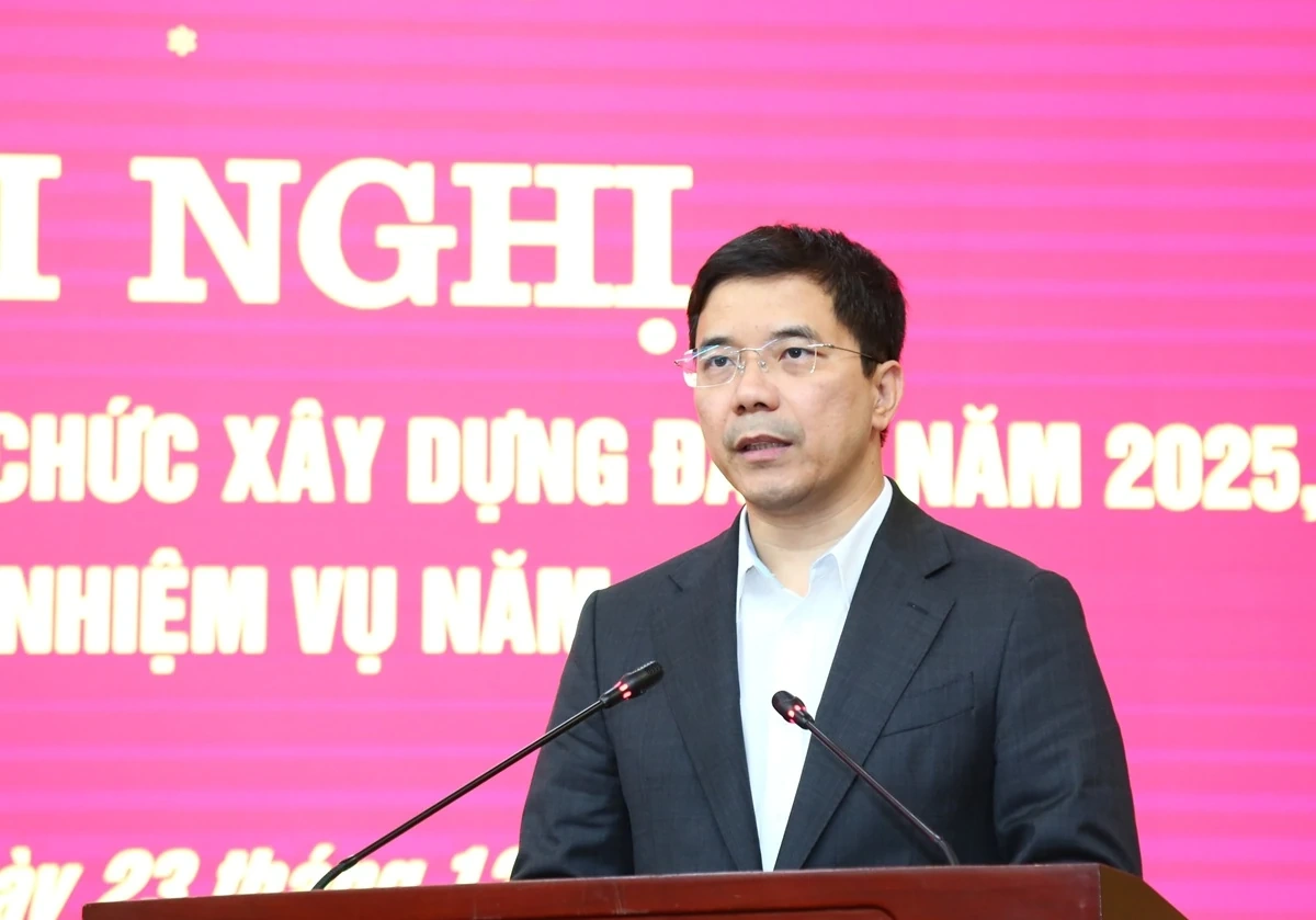 Thực hiện tốt công tác đào tạo, bồi dưỡng đội ngũ cán bộ lãnh đạo, quản lý