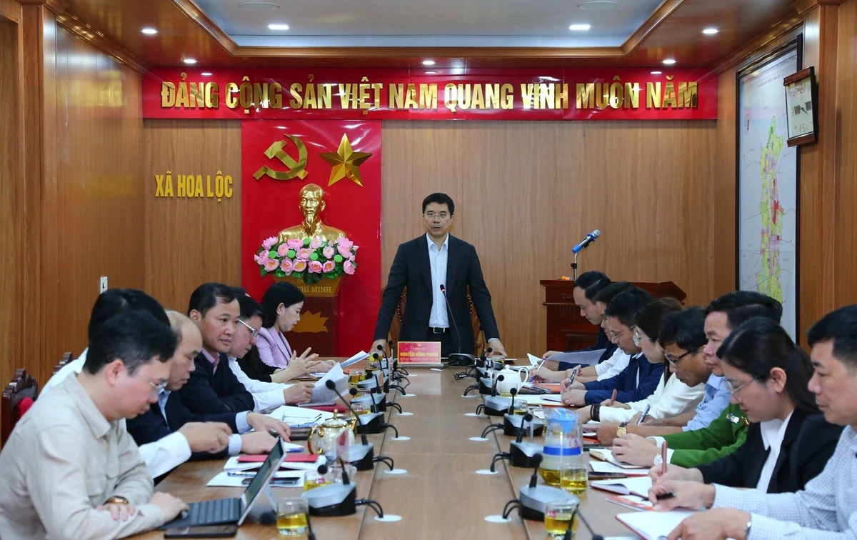 Phó Bí thư Thường trực Tỉnh ủy Nguyễn Hồng Phong thăm, làm việc tại xã Hoa Lộc