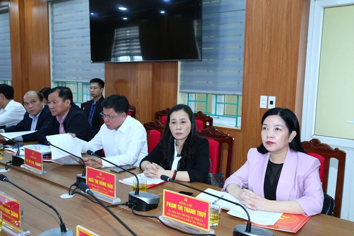 Phó Bí thư Thường trực Tỉnh ủy Nguyễn Hồng Phong thăm, làm việc tại xã Hoa Lộc