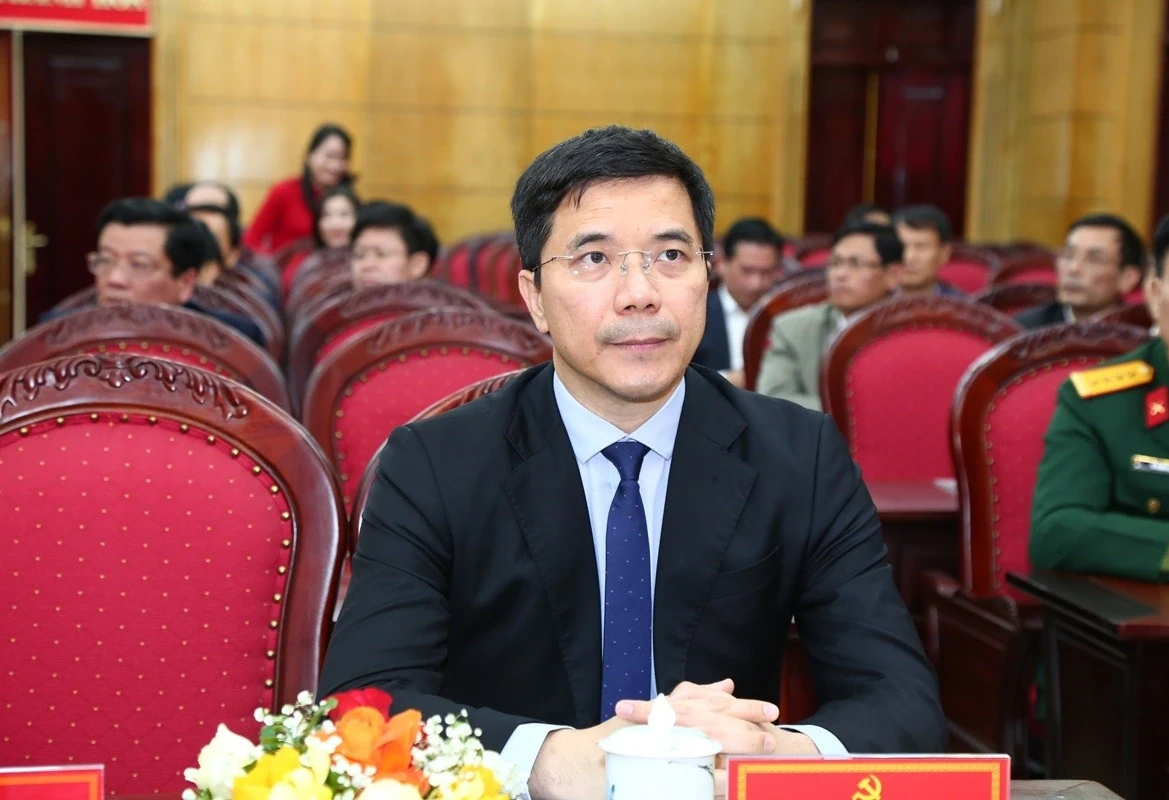 Xây dựng đội ngũ cán bộ ngành Nội chính Đảng liêm chính, bản lĩnh, trung thành, trách nhiệm và chuyên nghiệp