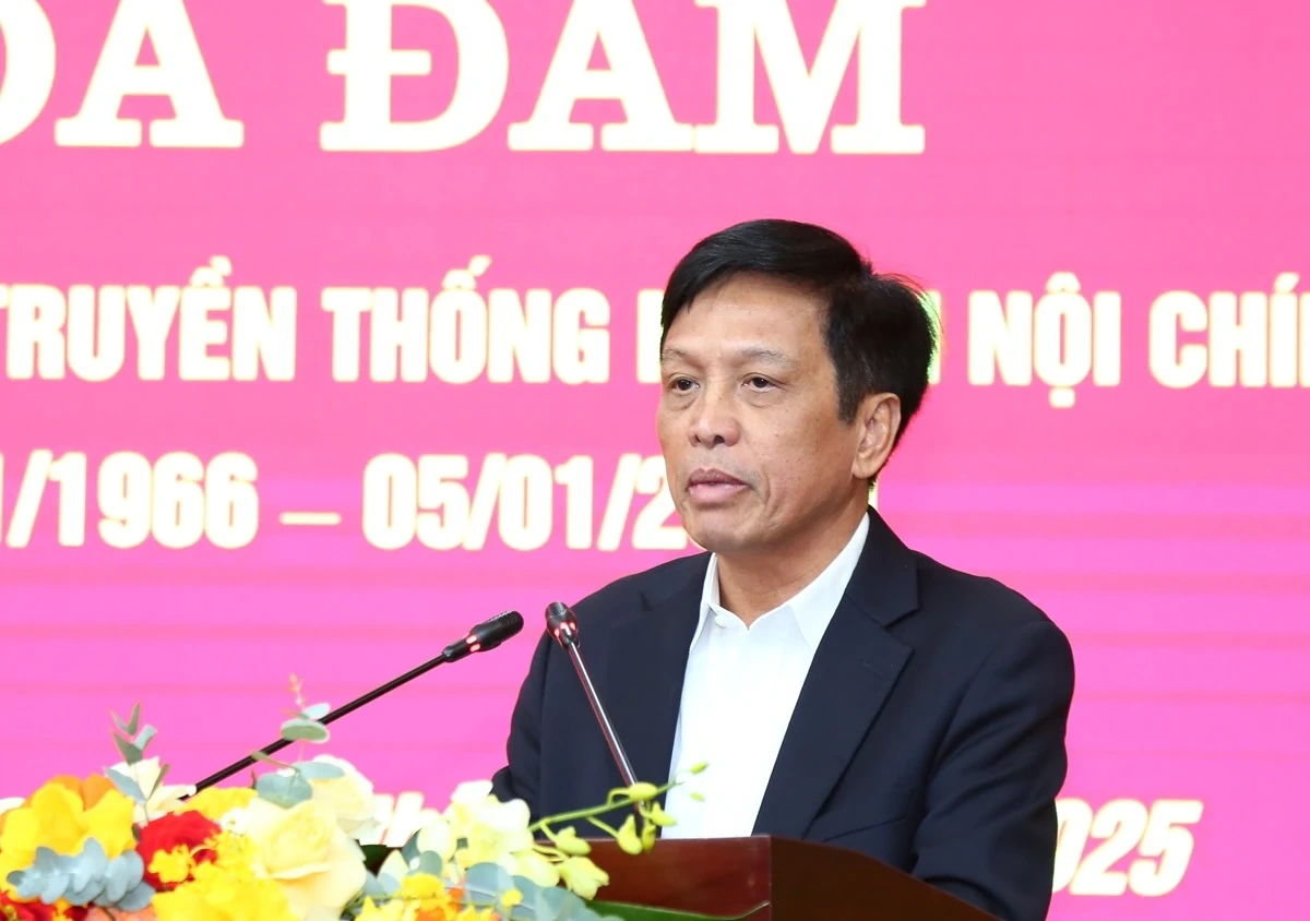 Xây dựng đội ngũ cán bộ ngành Nội chính Đảng liêm chính, bản lĩnh, trung thành, trách nhiệm và chuyên nghiệp