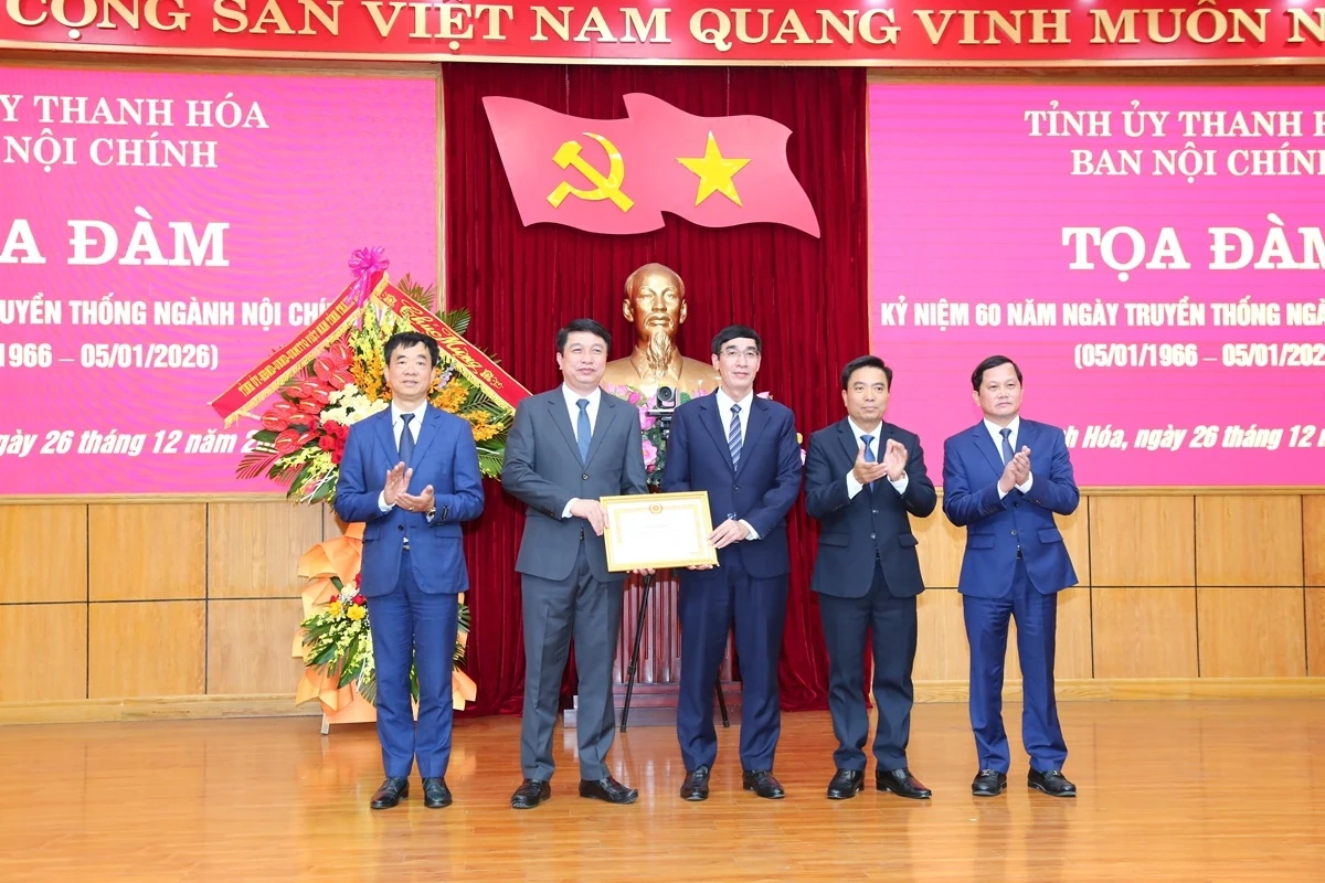 Xây dựng đội ngũ cán bộ ngành Nội chính Đảng liêm chính, bản lĩnh, trung thành, trách nhiệm và chuyên nghiệp