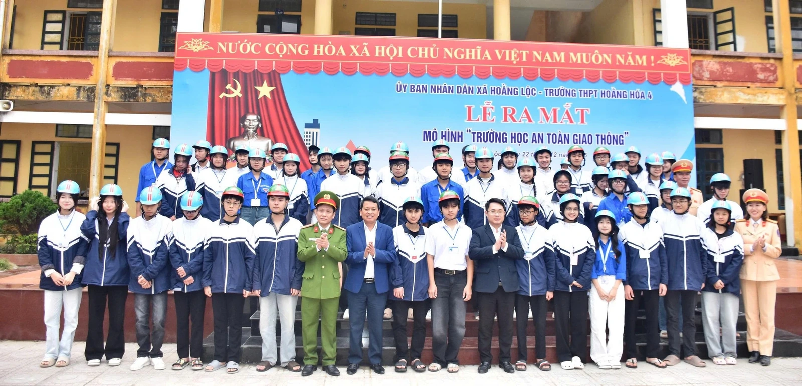 Ra mắt mô hình “Trường học an toàn giao thông”