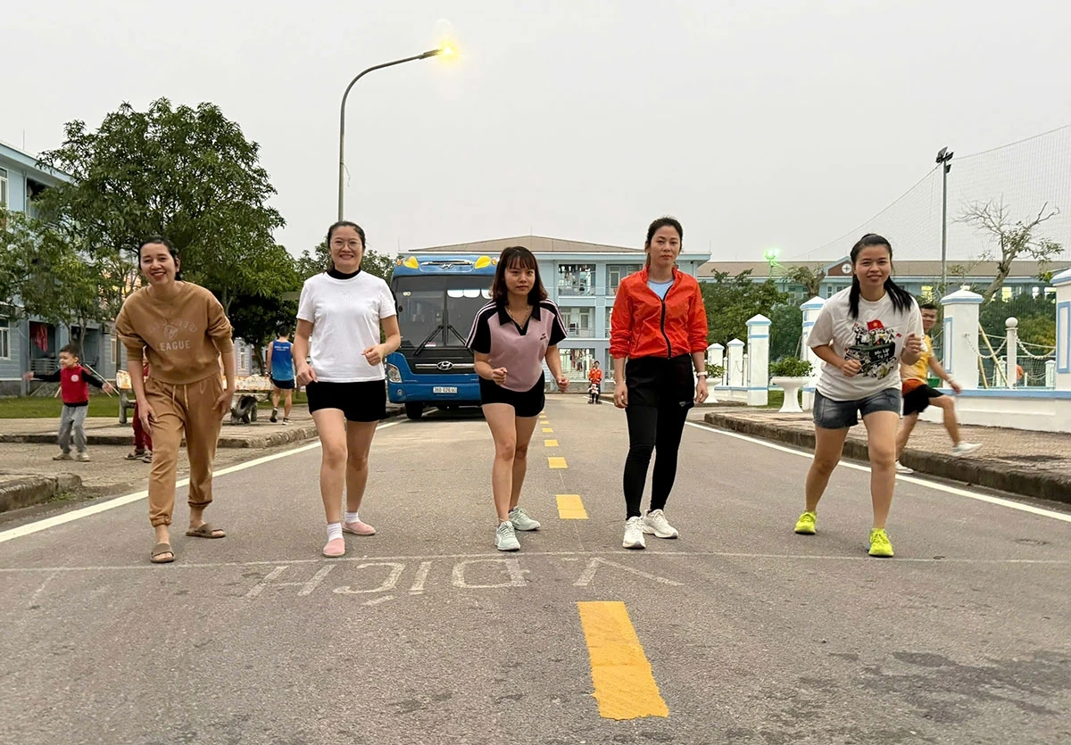 Công ty Nhiệt điện Nghi Sơn tổ chức chuỗi hoạt động thể thao chào mừng 71 năm Ngày truyền thống ngành Điện lực Việt Nam