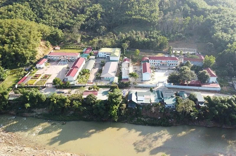 Biên giới, thắp những mầm xanh (Bài 2): Xây trường, mở cả tương lai