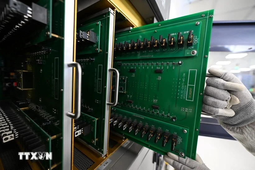 Mỹ hoàn tất điều tra chính sách chip Trung Quốc, lùi áp thuế đến năm 2027