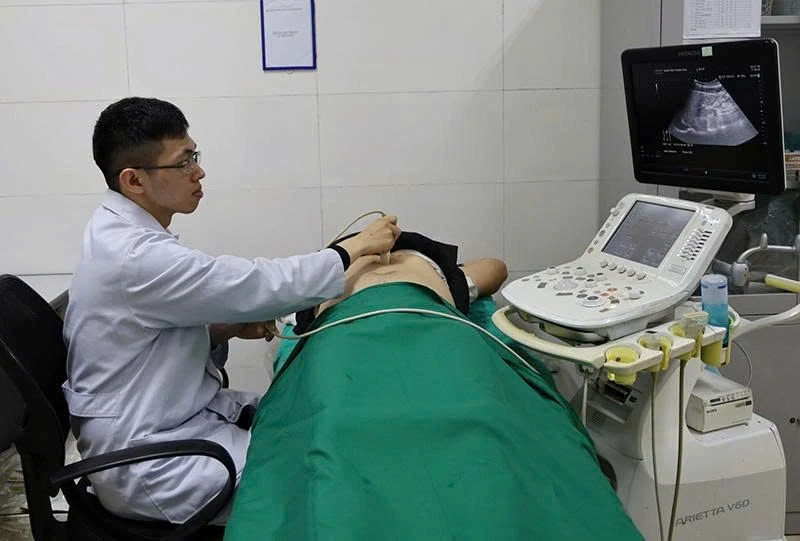 Khi người trẻ chọn nghề y