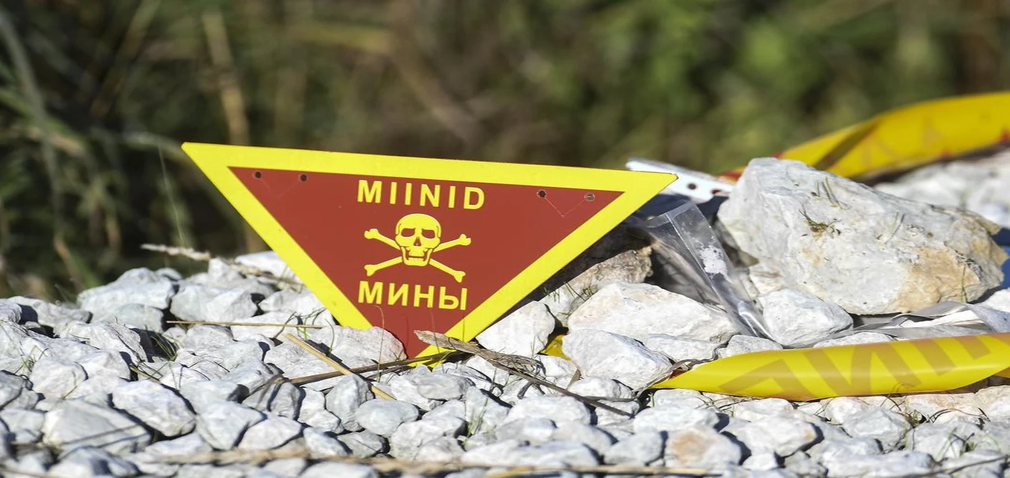 Latvia, Estonia và Lithuania rút khỏi Công ước cấm mìn sát thương