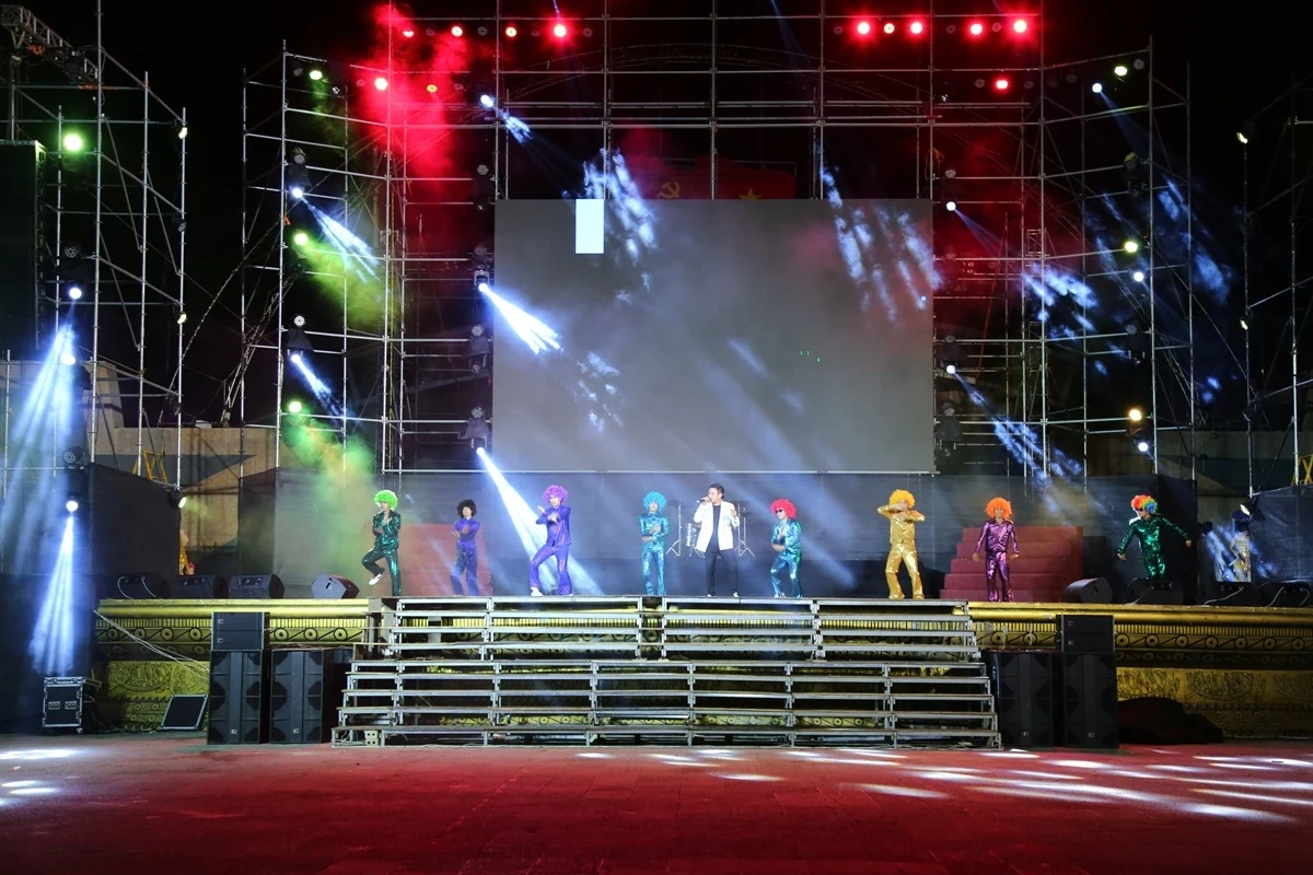 Tổng duyệt chương trình nghệ thuật “Chào năm mới 2026”