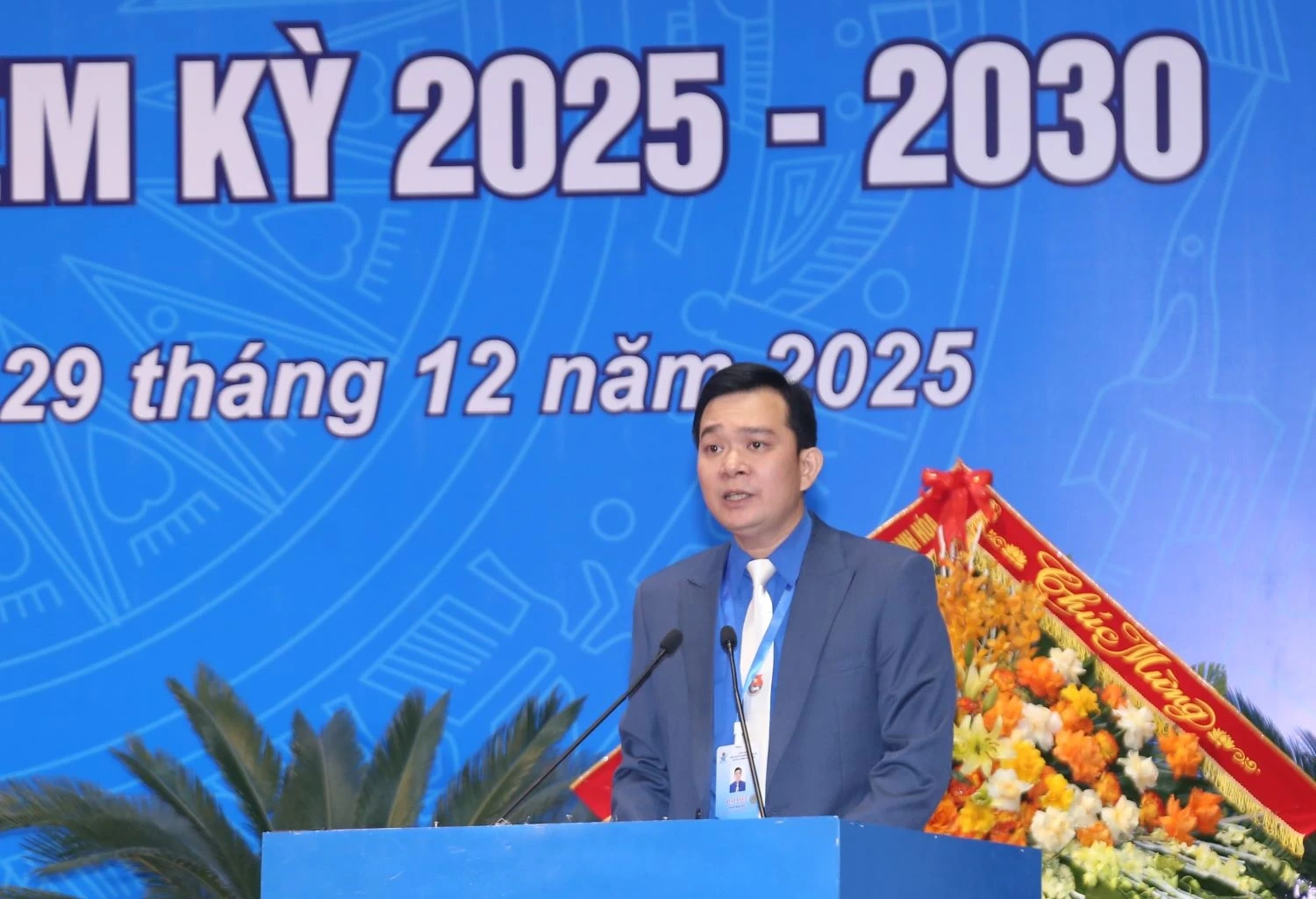 Xây dựng lớp thanh niên Thanh Hóa có lý tưởng cách mạng, bản lĩnh chính trị, đạo đức trong sáng, tri thức, khát vọng phát triển