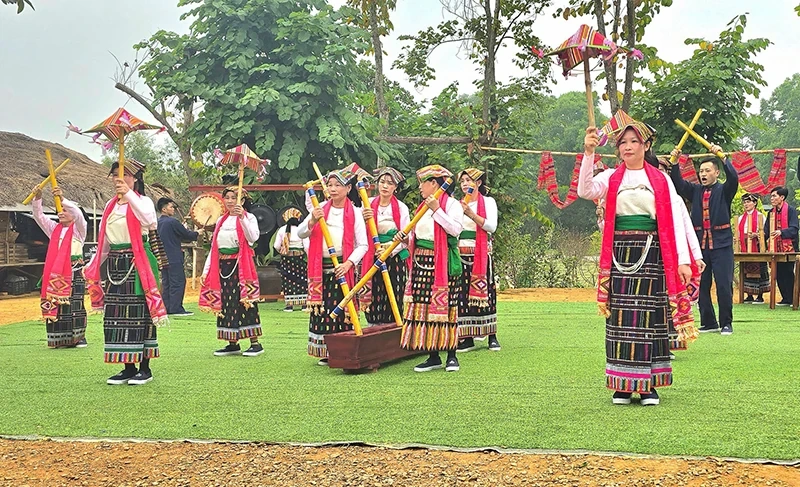 “Sức mạnh mềm” - Sắc xuân mới