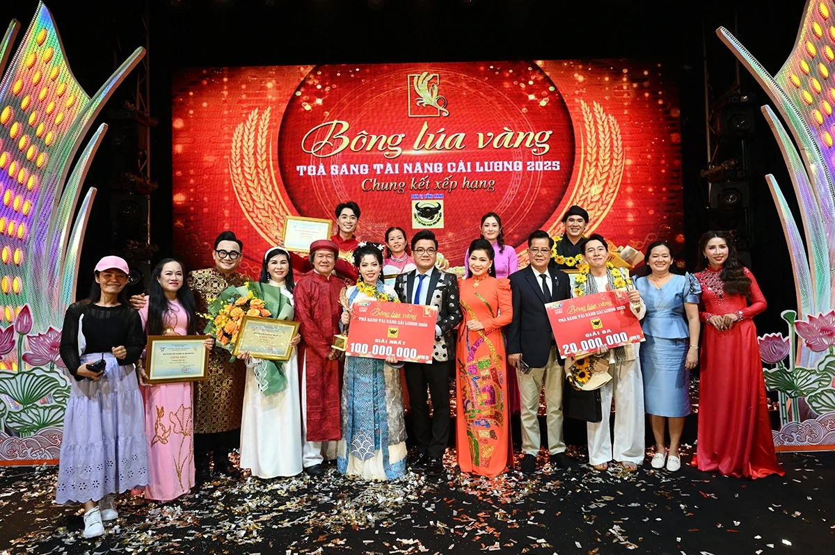 Bình Điền - 32 năm bền bỉ đồng hành, tỏa sáng tài năng Cải lương Việt