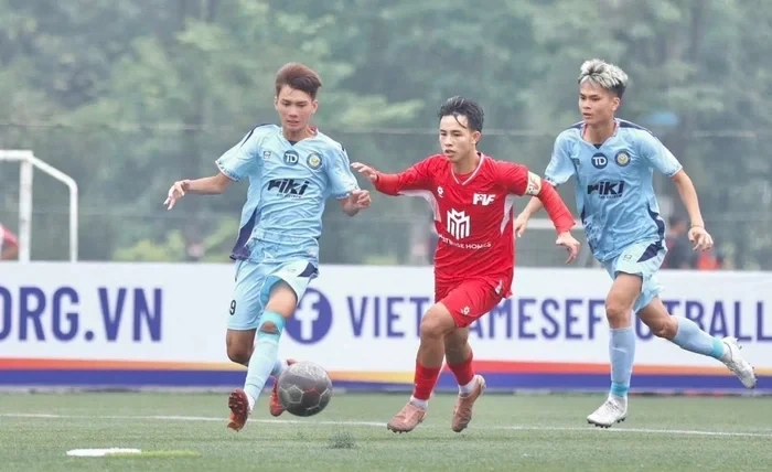 U23 Việt Nam lo ngại tình trạng chấn thương của Thanh Nhàn; PSG mất ngôi đầu vào tay hiện tượng Ligue 1