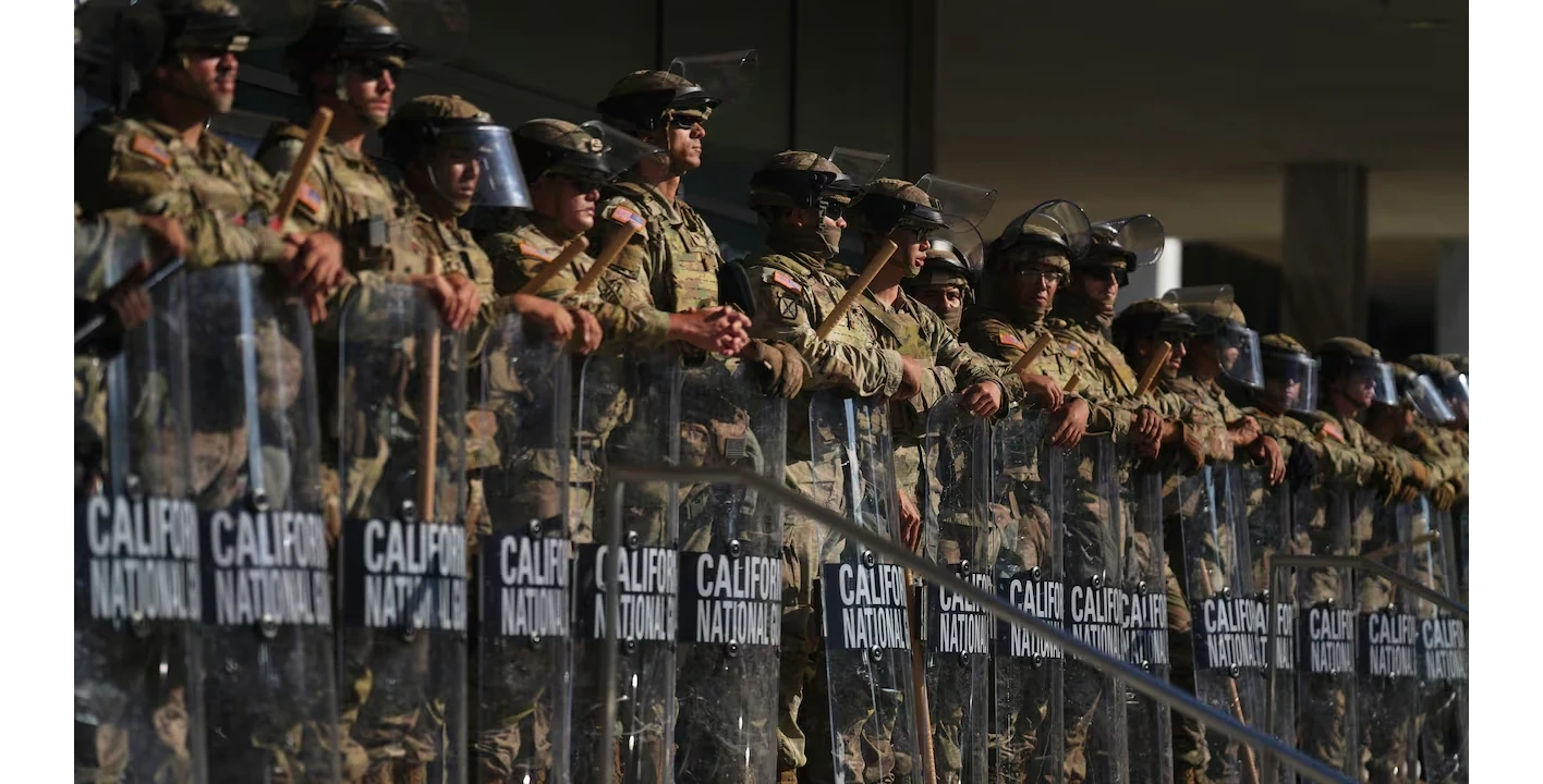 Tổng thống Mỹ bất ngờ rút lại kế hoạch triển khai Vệ binh Quốc gia tại 3 thành phố lớn