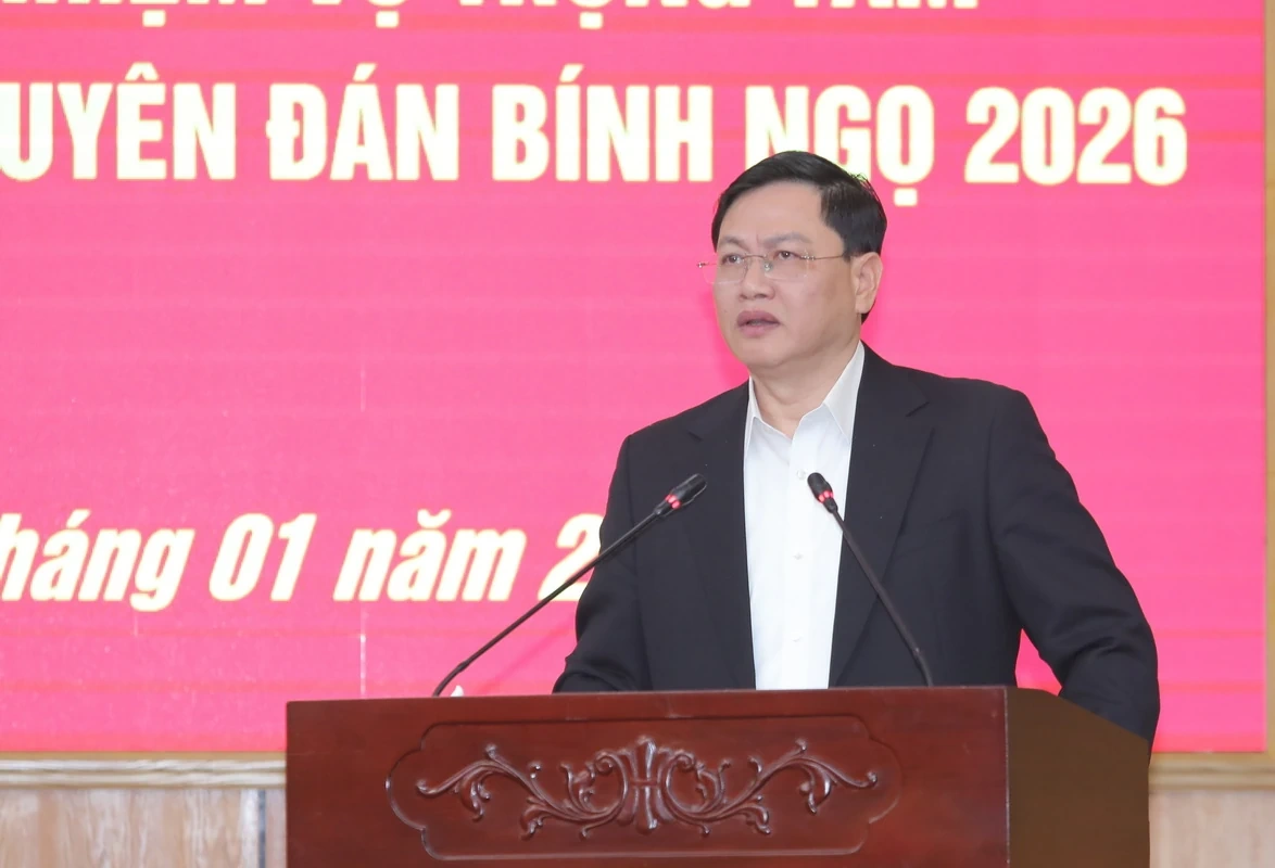 Triển khai nghiêm túc các nhiệm vụ ngay từ đầu năm và chăm lo Tết cho Nhân dân