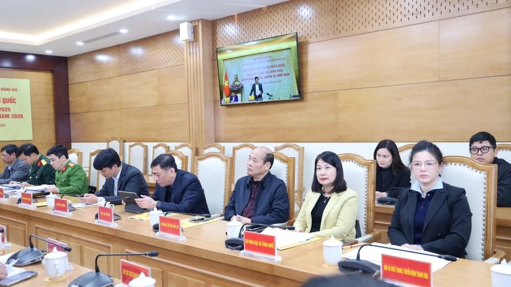 Quyết liệt từ gốc rễ, tạo chuyển biến thực chất trong đấu tranh chống buôn lậu, gian lận thương mại và hàng giả