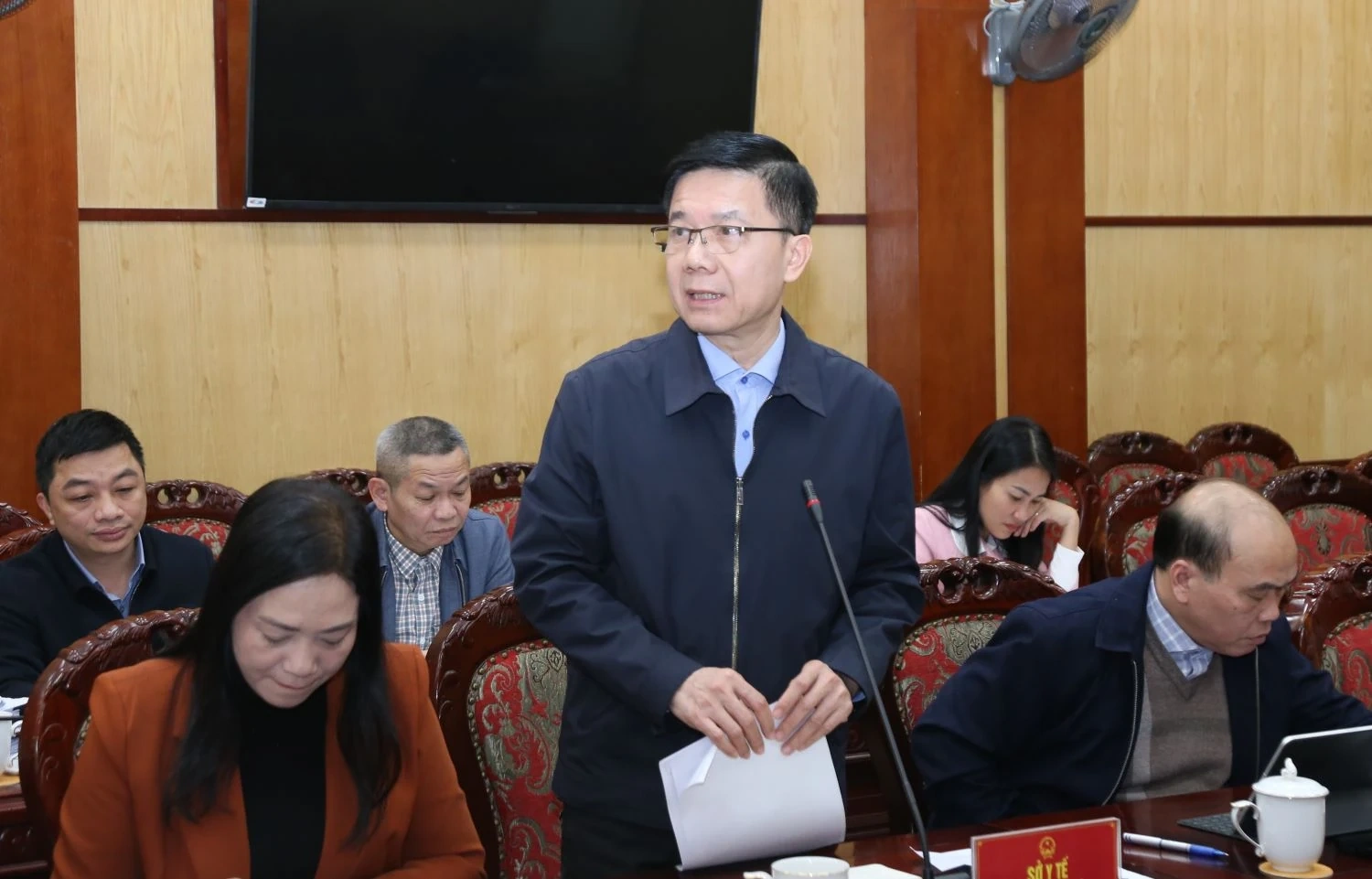 Chủ tịch UBND tỉnh chủ trì phiên họp cho ý kiến vào các đề án sắp xếp đơn vị sự nghiệp công lập