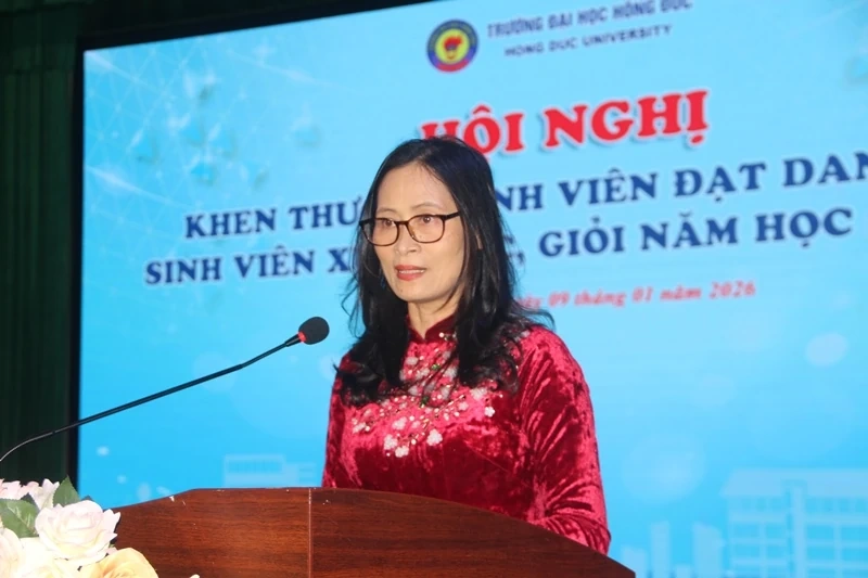 Trường Đại học Hồng Đức tuyên dương, khen thưởng 954 sinh viên