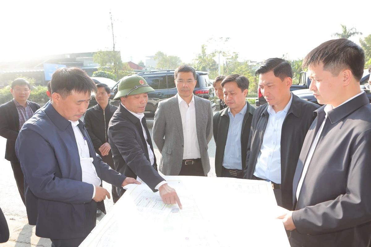 Bí thư Tỉnh ủy Nguyễn Doãn Anh: Tập trung xử lý dứt điểm khó khăn, vướng mắc cho các dự án đầu tư