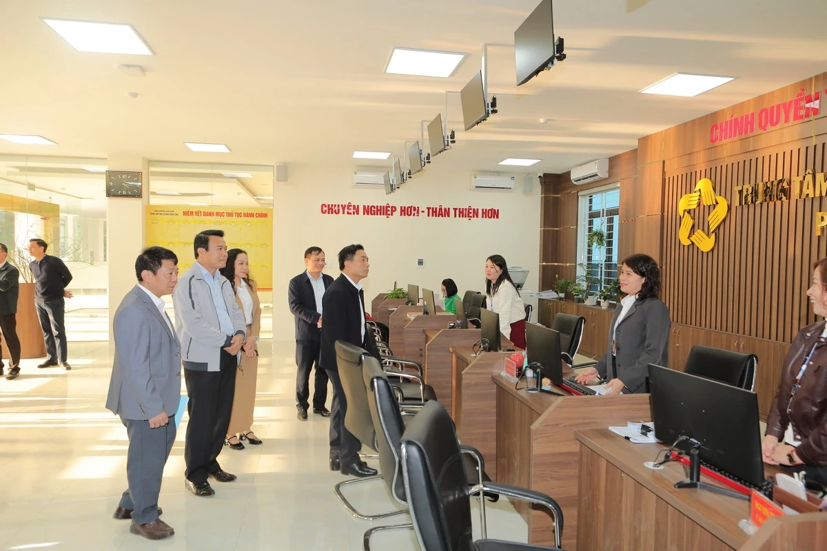 Bí thư Tỉnh ủy Nguyễn Doãn Anh: Tập trung xử lý dứt điểm khó khăn, vướng mắc cho các dự án đầu tư