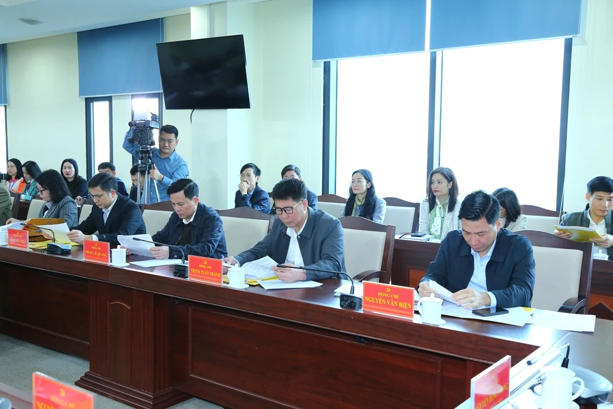 Nêu cao trách nhiệm, chủ động triển khai công tác chuẩn bị bầu cử đảm bảo tiến độ, đúng quy định