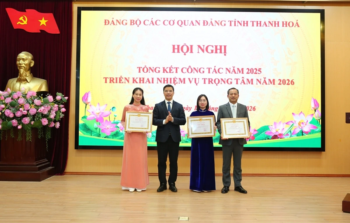 Phá vỡ tính bảo thủ, trì trệ, thay đổi tư duy, nhận thức nhằm tạo ra sức chiến đấu của tổ chức cơ sở đảng