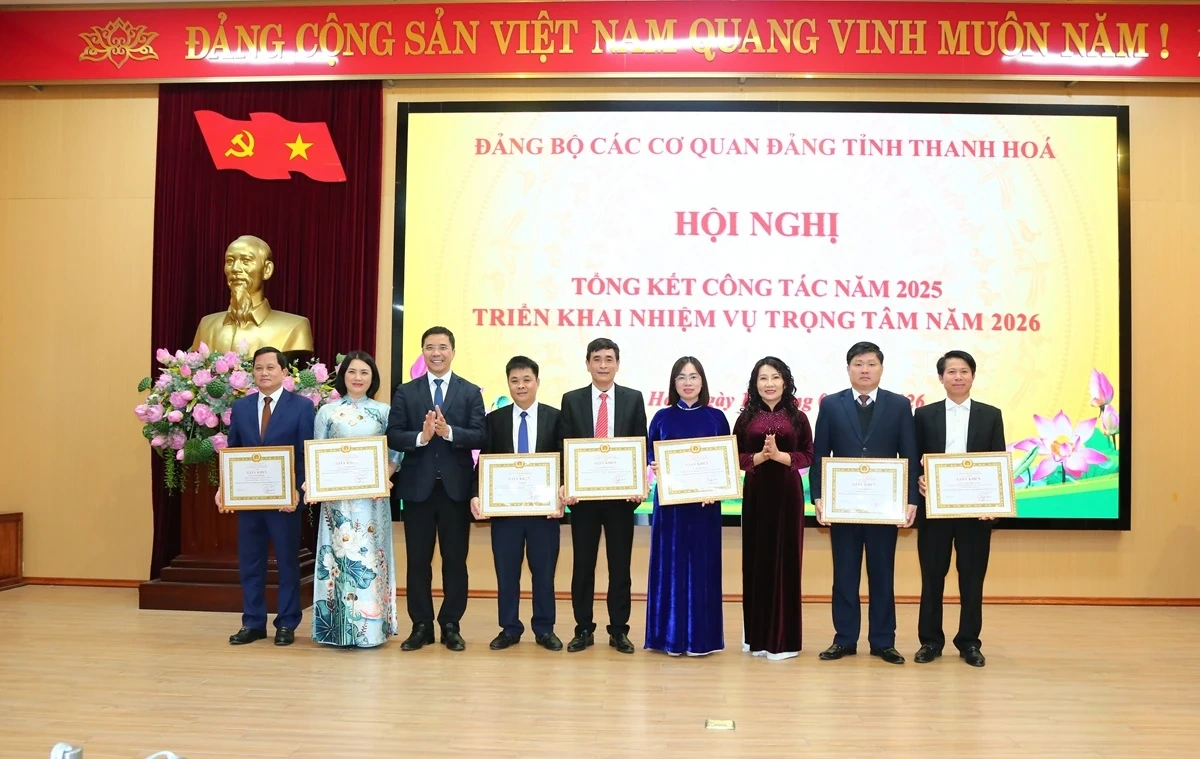 Phá vỡ tính bảo thủ, trì trệ, thay đổi tư duy, nhận thức nhằm tạo ra sức chiến đấu của tổ chức cơ sở đảng