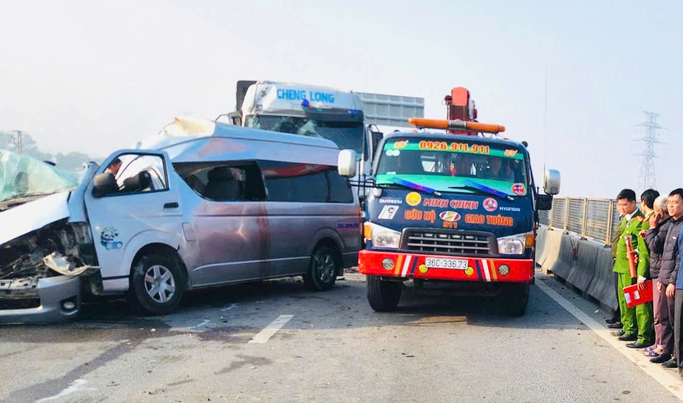 Khởi tố vụ án hình sự vụ tai nạn khiến 4 người tử vong trên cao tốc Mai Sơn - QL45