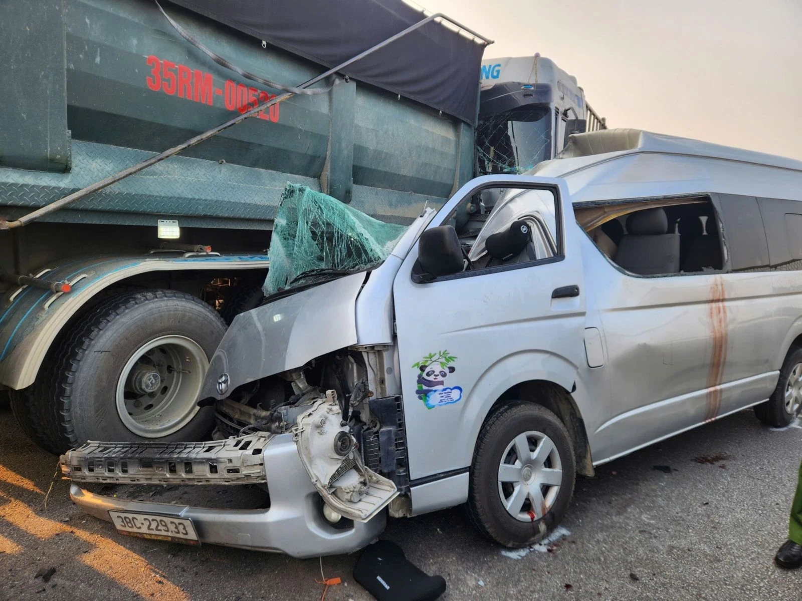 Khởi tố vụ án hình sự vụ tai nạn khiến 4 người tử vong trên cao tốc Mai Sơn - QL45