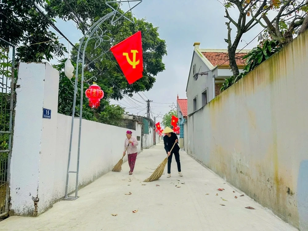 Phố phường, làng mạc “khoác áo mới” trước thềm Đại hội
