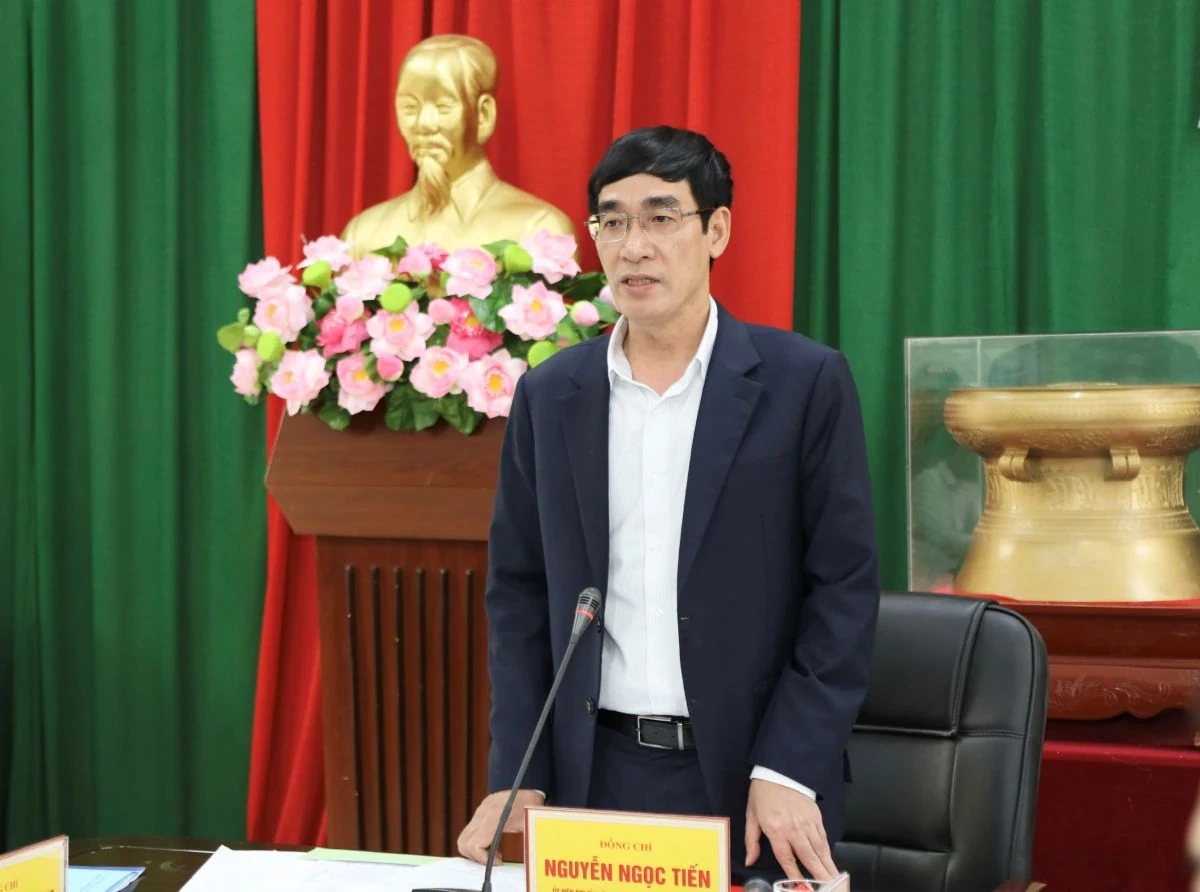 Trưởng Ban Nội chính Tỉnh ủy Nguyễn Ngọc Tiến giám sát công tác bầu cử ĐBQH và HĐND các cấp