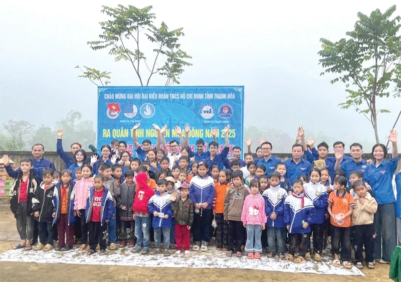 Tuổi trẻ hướng về ngày hội lớn của đất nước