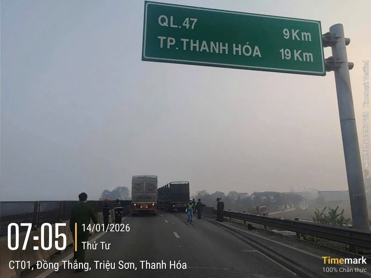 Tai nạn giao thông đặc biệt nghiêm trọng trên cao tốc Bắc - Nam đoạn qua tỉnh Thanh Hóa