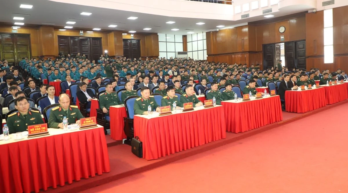 Công bố Quyết định tổ chức lại Ban Chỉ huy Quân sự cấp xã