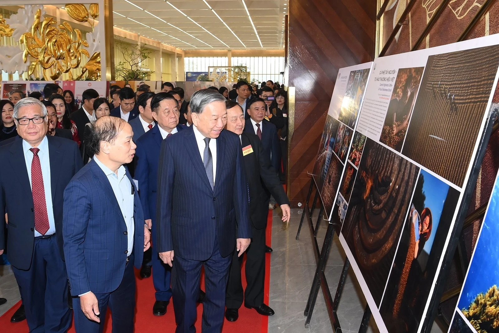 Khơi dậy tinh thần yêu nước, ý chí quyết tâm thực hiện thắng lợi mục tiêu chiến lược trong kỷ nguyên mới