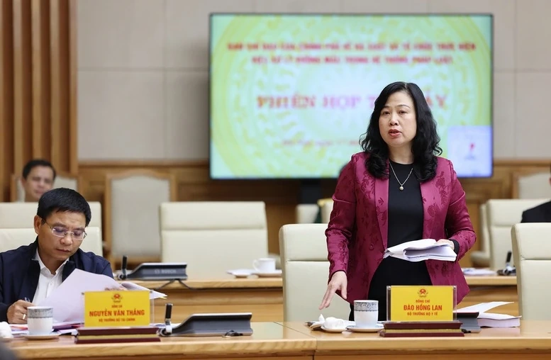 Thủ tướng: Xây dựng luật pháp phục vụ phát triển là cơ bản, chiến lược, lâu dài; phục vụ cho phòng, chống là thường xuyên, quan trọng