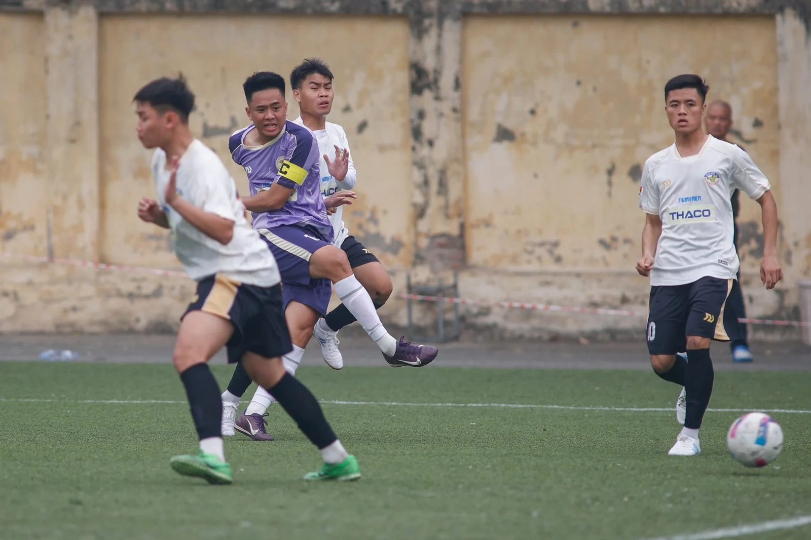 ĐH VHTTDL Thanh Hóa thắng tưng bừng ngày ra quân vòng loại giải bóng đá thanh niên sinh viên