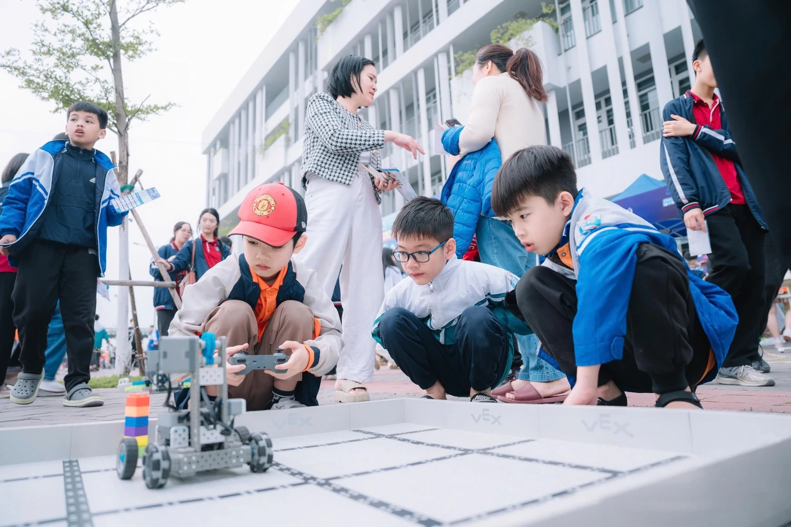 Ngày hội trải nghiệm công nghệ số – FSchools Open STEM Day 2026 tại Thanh Hóa