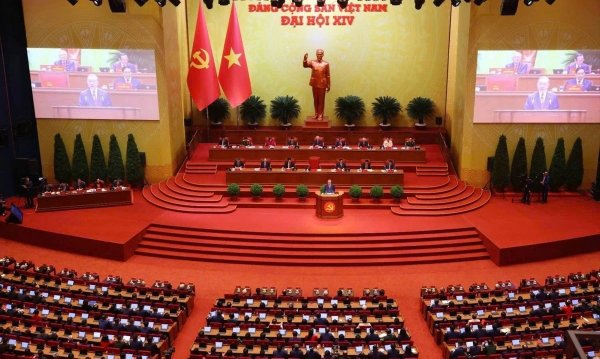 Hình ảnh Đoàn đại biểu Đảng bộ tỉnh Thanh Hóa tại phiên khai mạc Đại hội XIV của Đảng