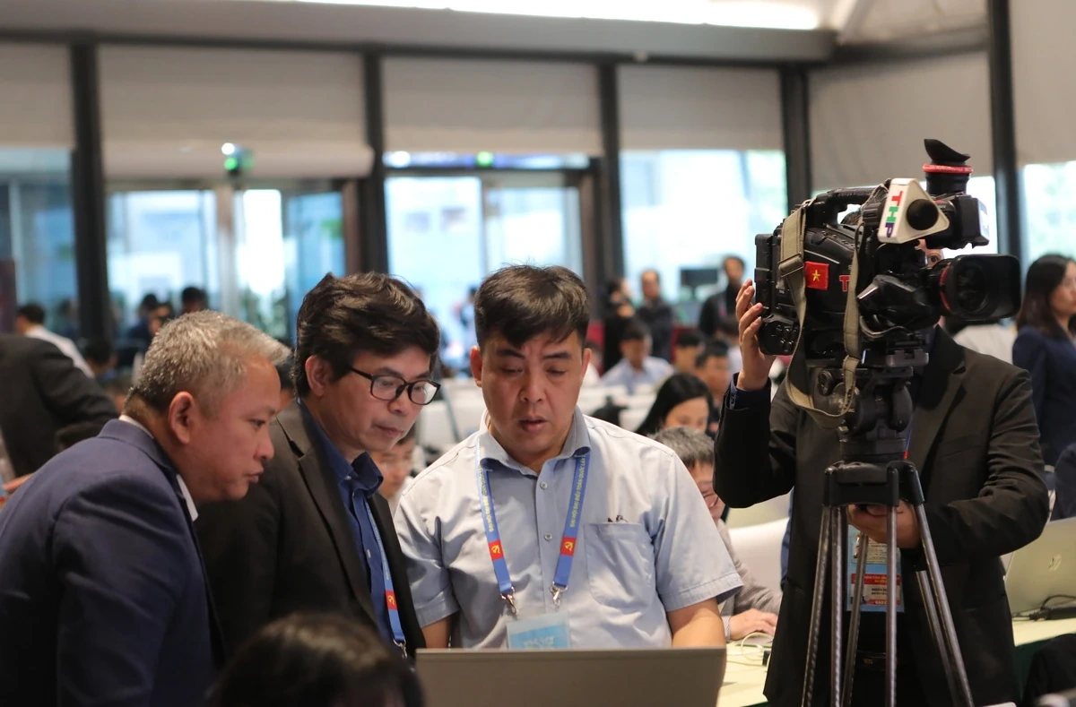 Gần 700 cơ quan báo chí trong nước và quốc tế tác nghiệp tại Đại hội XIV của Đảng